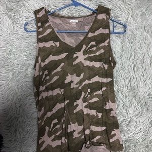 Old Navy Muscle tee tank